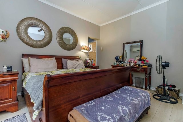 5 Bedroom Property for Sale in Dawncliffe KwaZulu-Natal