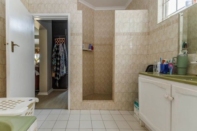 5 Bedroom Property for Sale in Dawncliffe KwaZulu-Natal