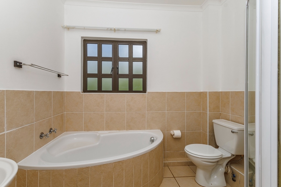 To Let 3 Bedroom Property for Rent in Clifton Hill Estate KwaZulu-Natal