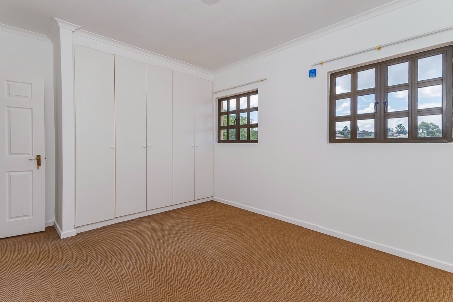 To Let 3 Bedroom Property for Rent in Clifton Hill Estate KwaZulu-Natal