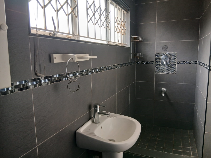 To Let 3 Bedroom Property for Rent in Trenance Park KwaZulu-Natal