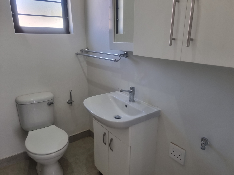 To Let 1 Bedroom Property for Rent in Durban North KwaZulu-Natal