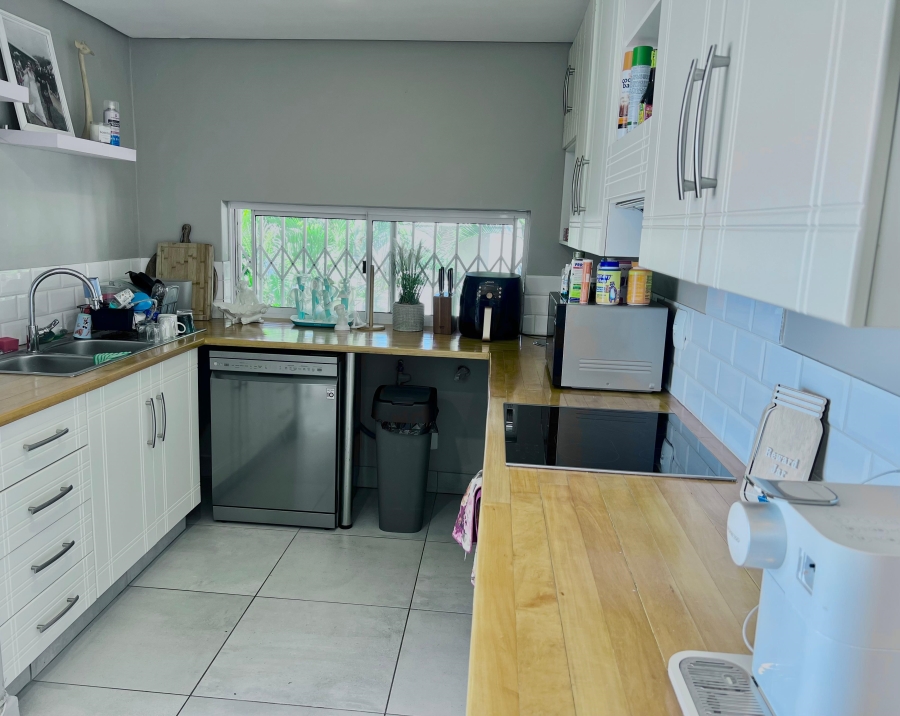 2 Bedroom Property for Sale in Umhlanga KwaZulu-Natal