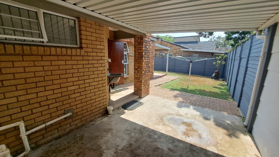 To Let 3 Bedroom Property for Rent in Birdswood KwaZulu-Natal