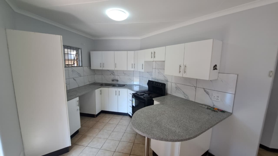 To Let 3 Bedroom Property for Rent in Birdswood KwaZulu-Natal
