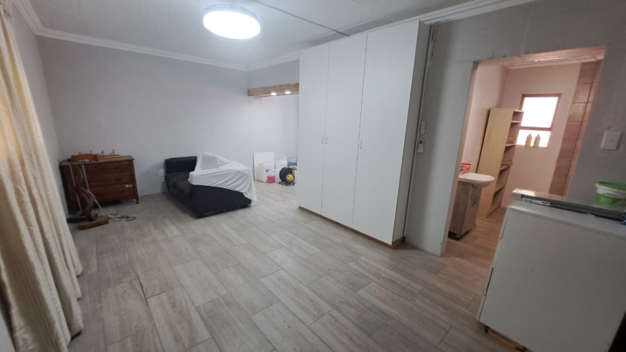 To Let 4 Bedroom Property for Rent in Meer En See KwaZulu-Natal