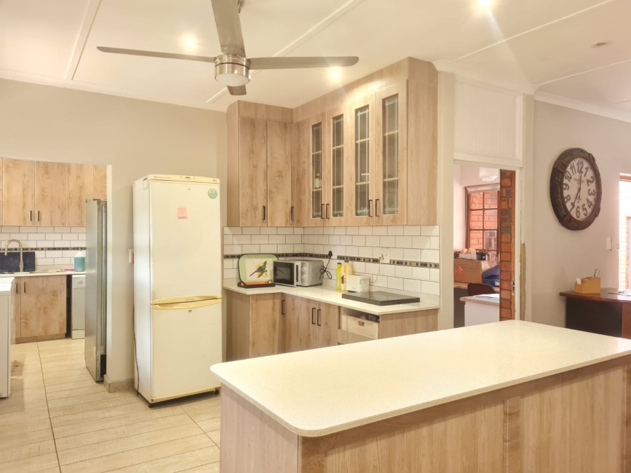 4 Bedroom Property for Sale in Meer En See KwaZulu-Natal