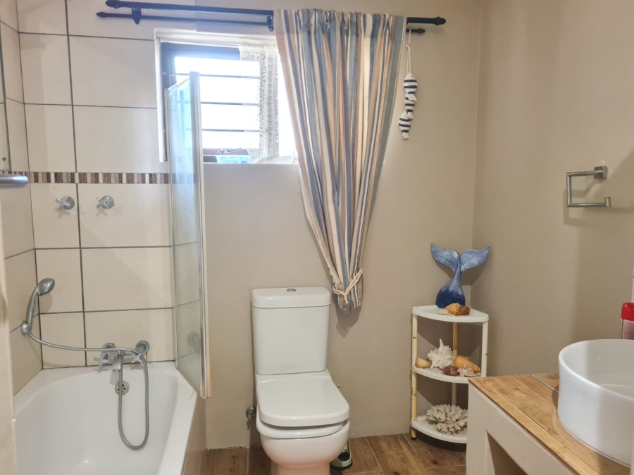 4 Bedroom Property for Sale in Meer En See KwaZulu-Natal