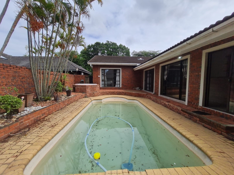 4 Bedroom Property for Sale in Meer En See KwaZulu-Natal