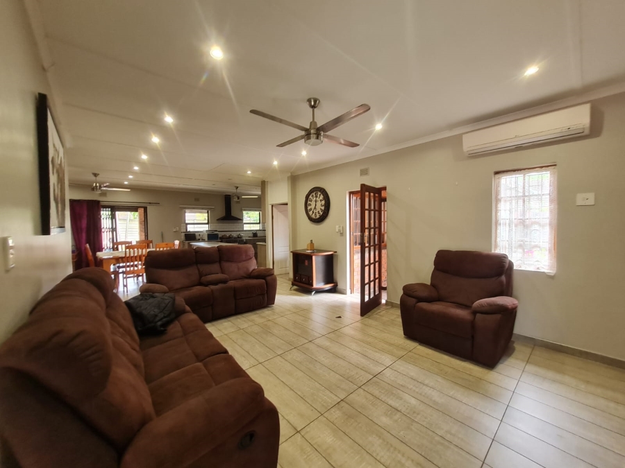 4 Bedroom Property for Sale in Meer En See KwaZulu-Natal