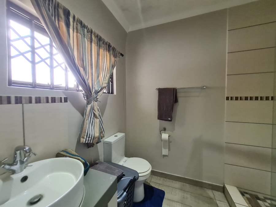 4 Bedroom Property for Sale in Meer En See KwaZulu-Natal