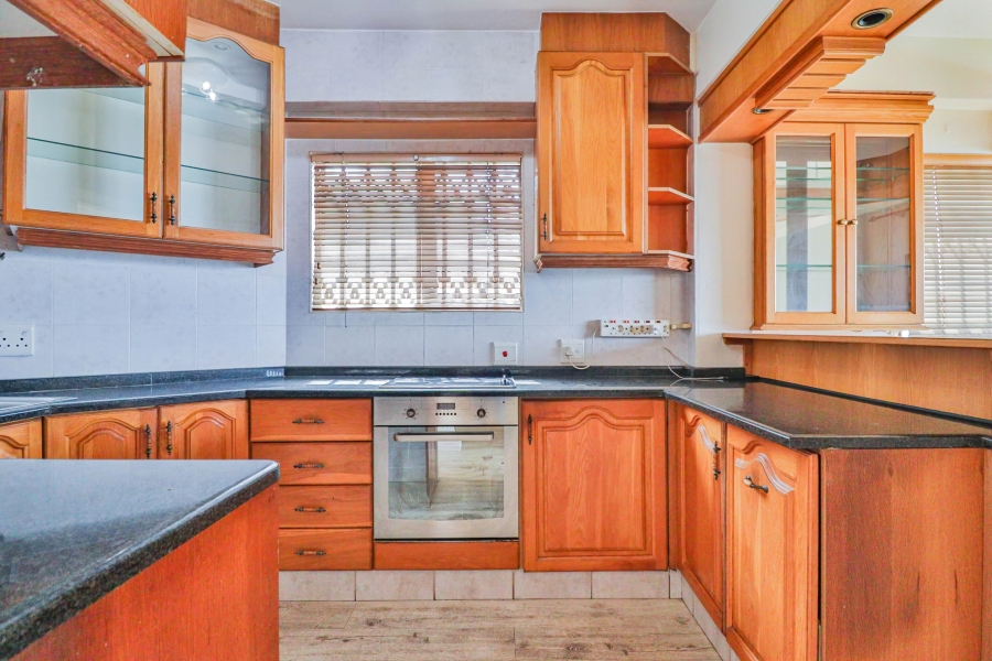 2 Bedroom Property for Sale in Amanzimtoti KwaZulu-Natal