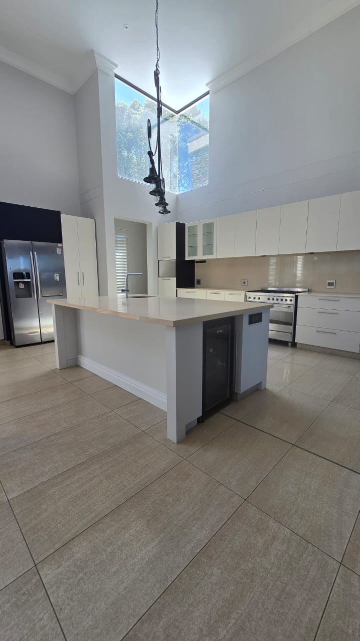 6 Bedroom Property for Sale in Ballito Central KwaZulu-Natal