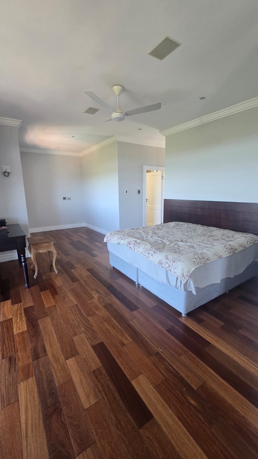 6 Bedroom Property for Sale in Ballito Central KwaZulu-Natal