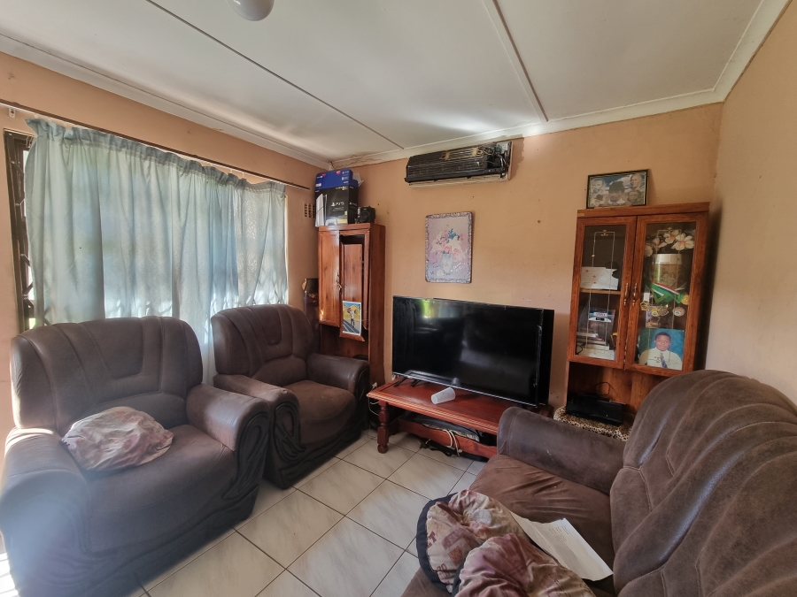 3 Bedroom Property for Sale in Esikhawini KwaZulu-Natal