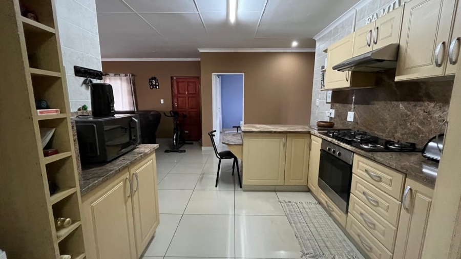 4 Bedroom Property for Sale in Birdswood KwaZulu-Natal