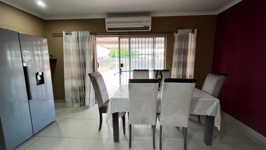 4 Bedroom Property for Sale in Birdswood KwaZulu-Natal