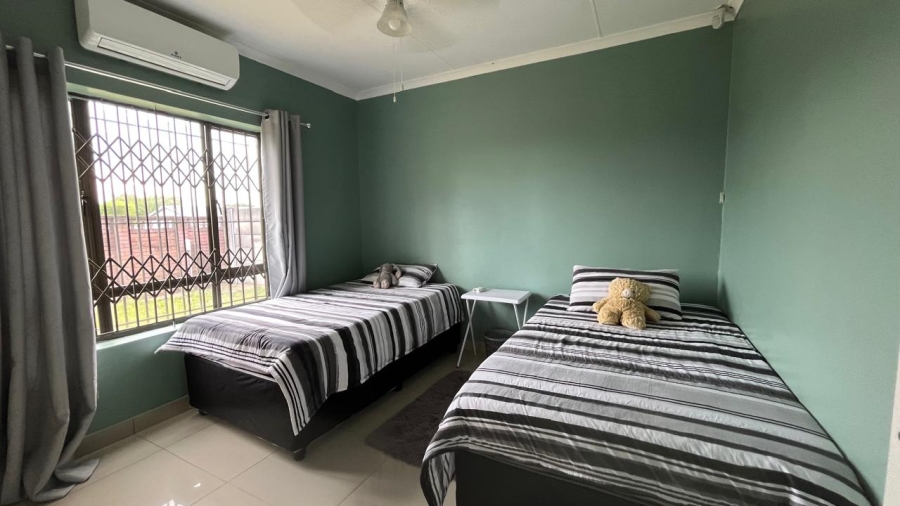 4 Bedroom Property for Sale in Birdswood KwaZulu-Natal