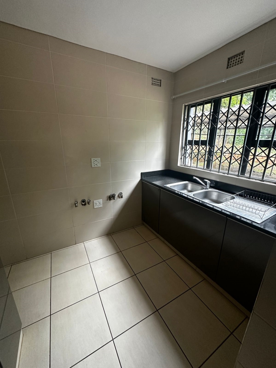 To Let 2 Bedroom Property for Rent in Prestbury KwaZulu-Natal