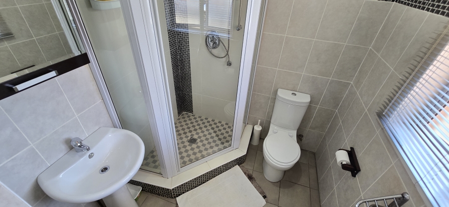 3 Bedroom Property for Sale in Raisethorpe KwaZulu-Natal