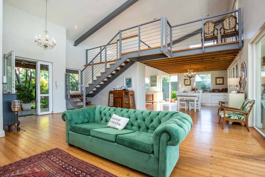 4 Bedroom Property for Sale in Beachwood KwaZulu-Natal