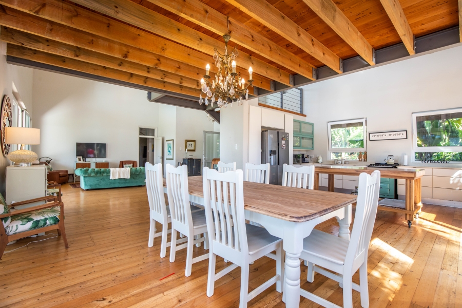 4 Bedroom Property for Sale in Beachwood KwaZulu-Natal