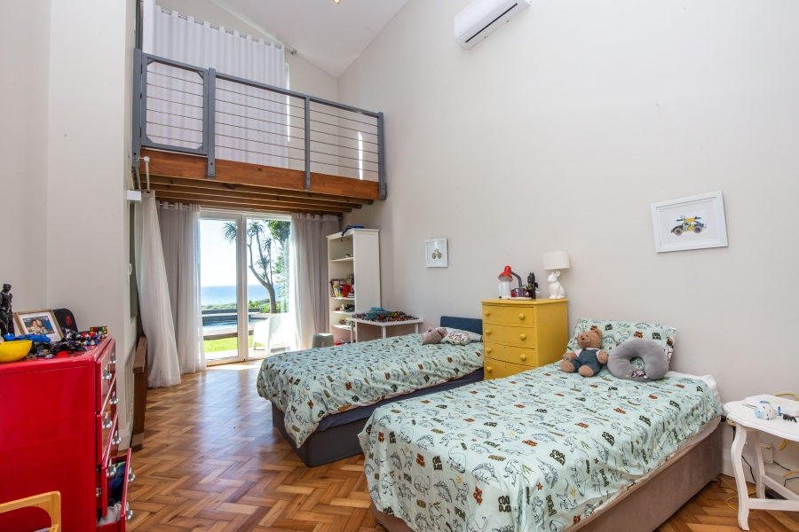 4 Bedroom Property for Sale in Beachwood KwaZulu-Natal