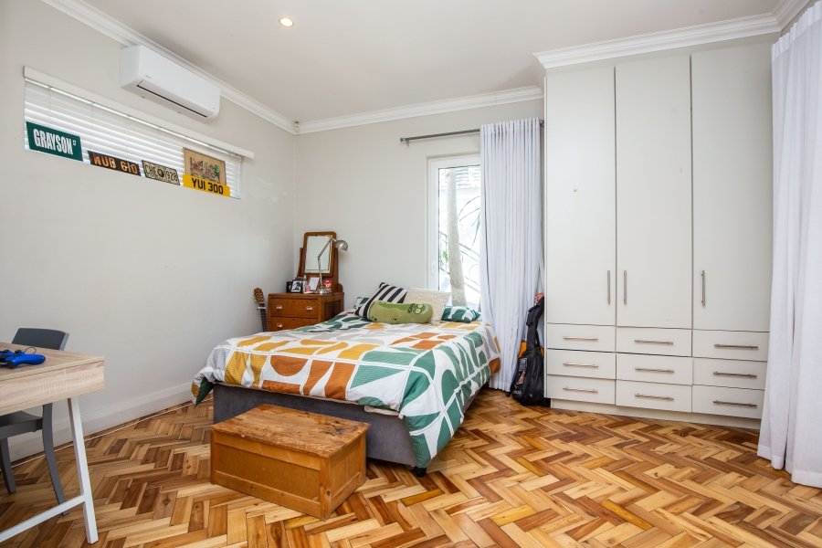 4 Bedroom Property for Sale in Beachwood KwaZulu-Natal