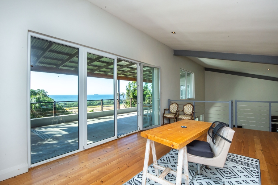 4 Bedroom Property for Sale in Beachwood KwaZulu-Natal