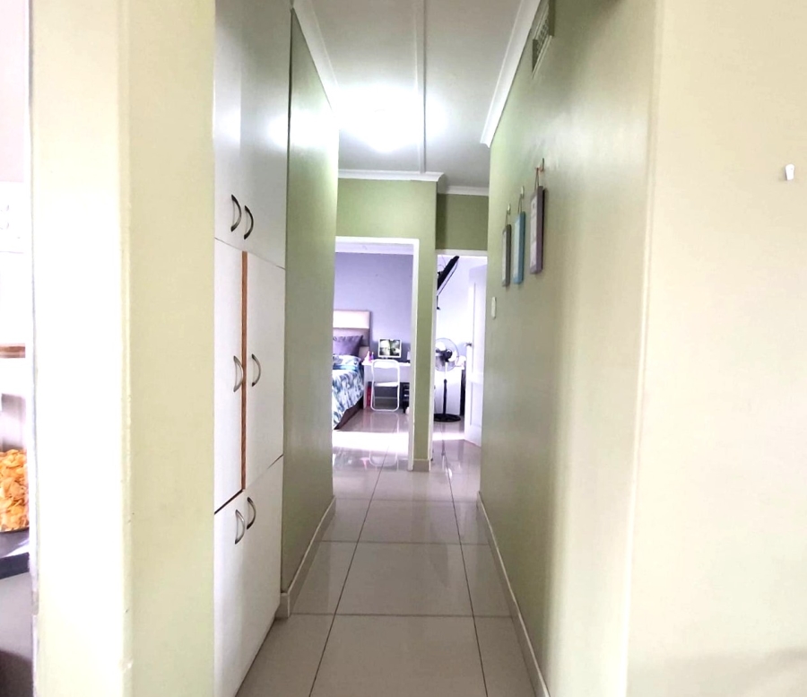 To Let 3 Bedroom Property for Rent in Montclair KwaZulu-Natal