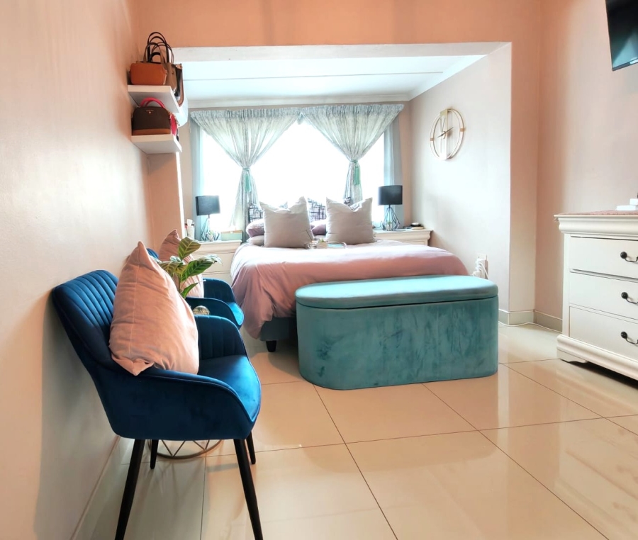 To Let 3 Bedroom Property for Rent in Montclair KwaZulu-Natal