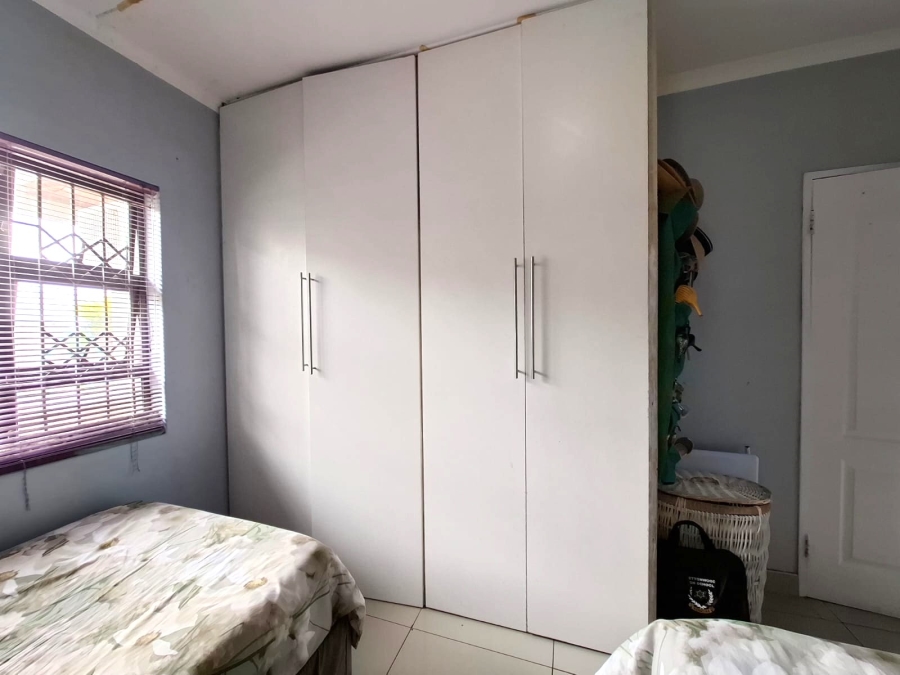 To Let 3 Bedroom Property for Rent in Montclair KwaZulu-Natal