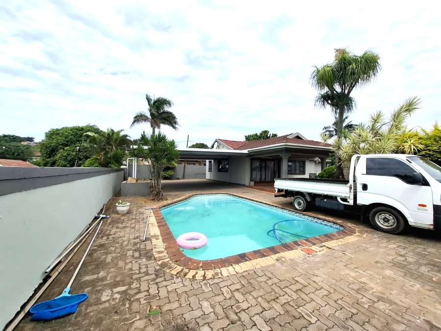 To Let 3 Bedroom Property for Rent in Montclair KwaZulu-Natal