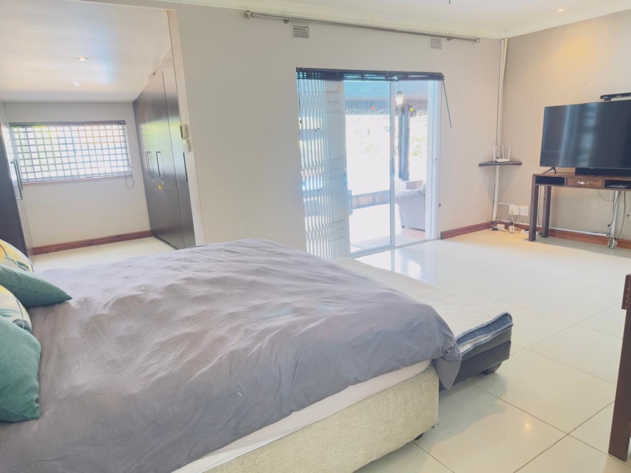 5 Bedroom Property for Sale in Meer En See KwaZulu-Natal