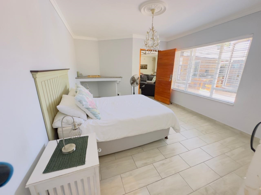 5 Bedroom Property for Sale in Meer En See KwaZulu-Natal