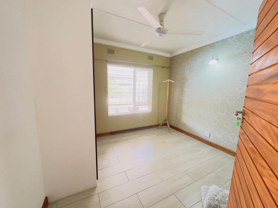 5 Bedroom Property for Sale in Meer En See KwaZulu-Natal