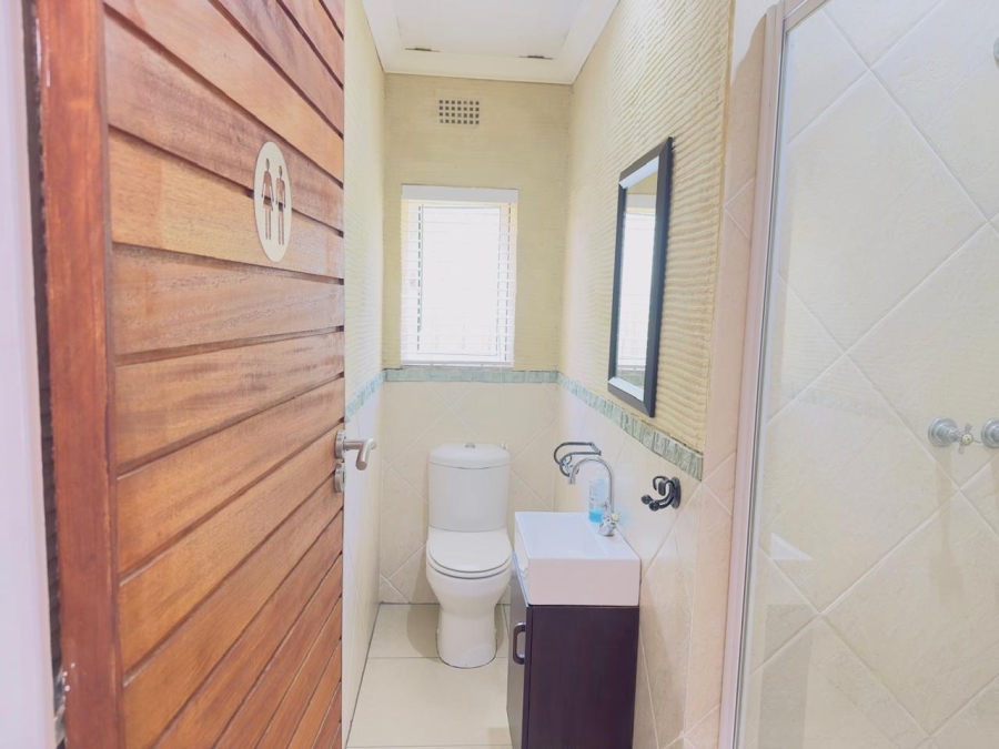 5 Bedroom Property for Sale in Meer En See KwaZulu-Natal