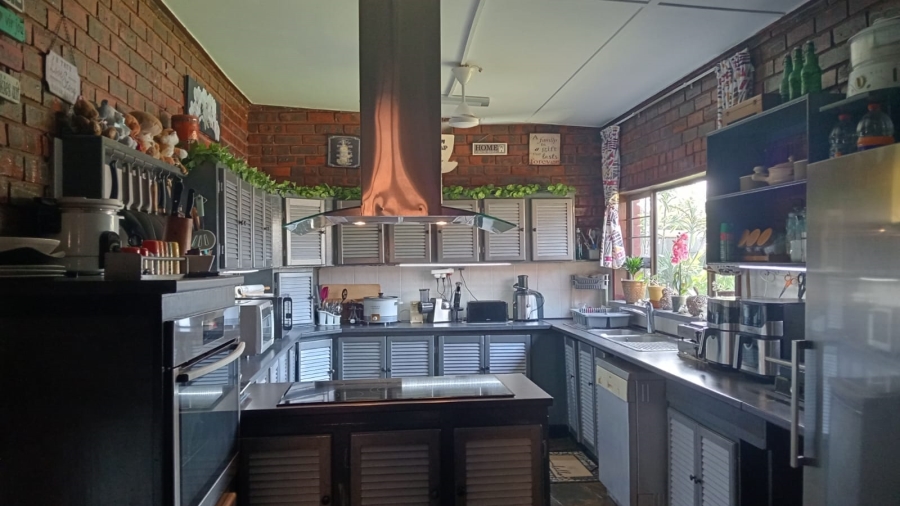 3 Bedroom Property for Sale in Meer En See KwaZulu-Natal