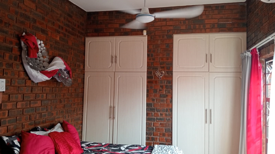 3 Bedroom Property for Sale in Meer En See KwaZulu-Natal