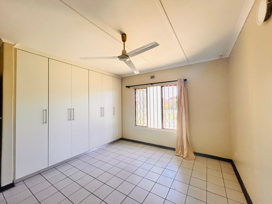 3 Bedroom Property for Sale in Meer En See KwaZulu-Natal