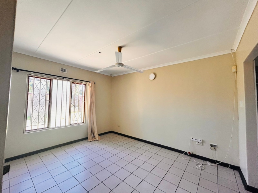 3 Bedroom Property for Sale in Meer En See KwaZulu-Natal
