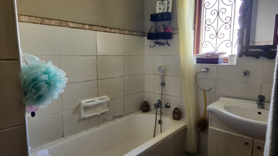 To Let 3 Bedroom Property for Rent in Sarnia KwaZulu-Natal