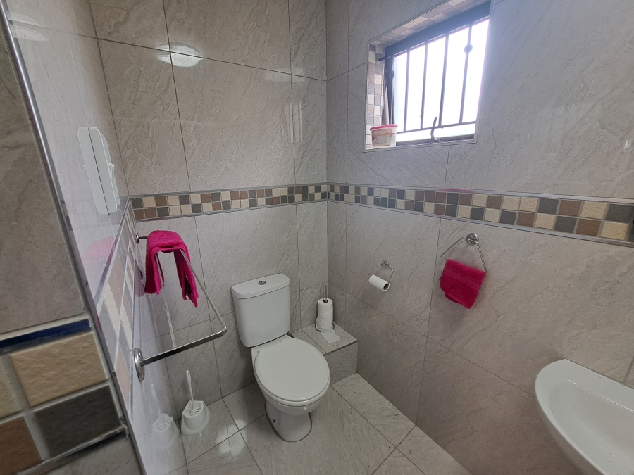 To Let 1 Bedroom Property for Rent in Morningside KwaZulu-Natal