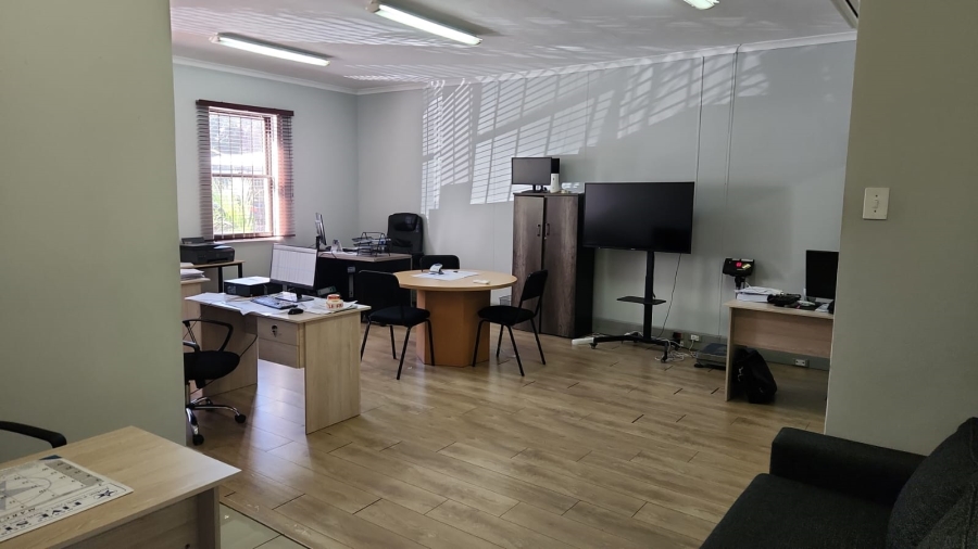 To Let commercial Property for Rent in Glen Ashley KwaZulu-Natal