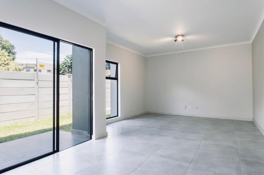 3 Bedroom Property for Sale in Westbrook KwaZulu-Natal