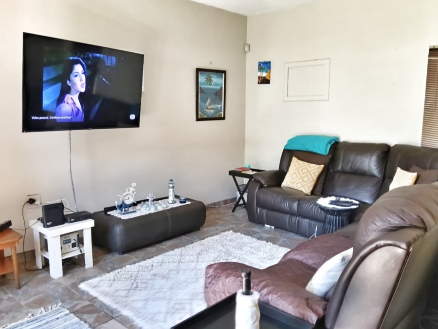 3 Bedroom Property for Sale in Meer En See KwaZulu-Natal