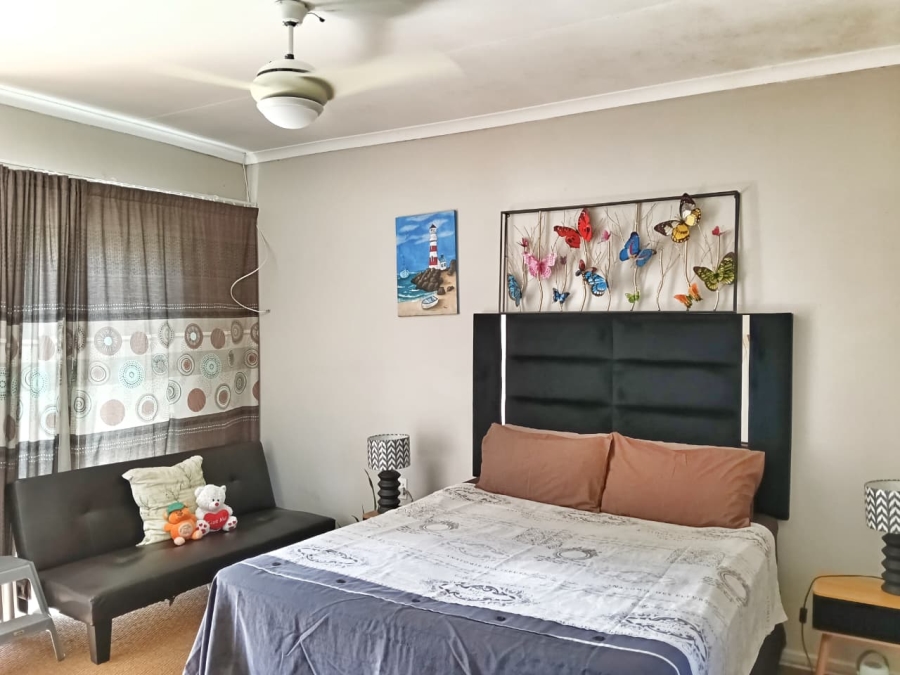 3 Bedroom Property for Sale in Meer En See KwaZulu-Natal