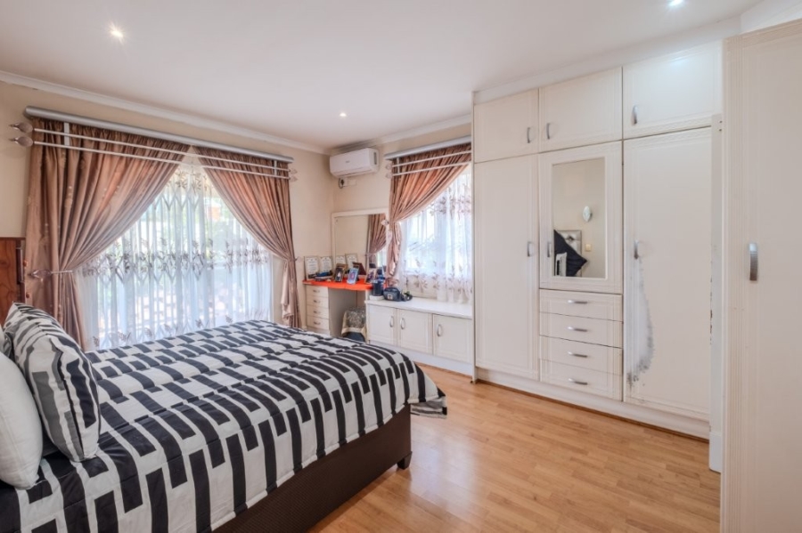 3 Bedroom Property for Sale in Broadlands KwaZulu-Natal