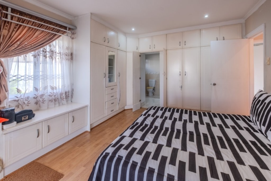 3 Bedroom Property for Sale in Broadlands KwaZulu-Natal