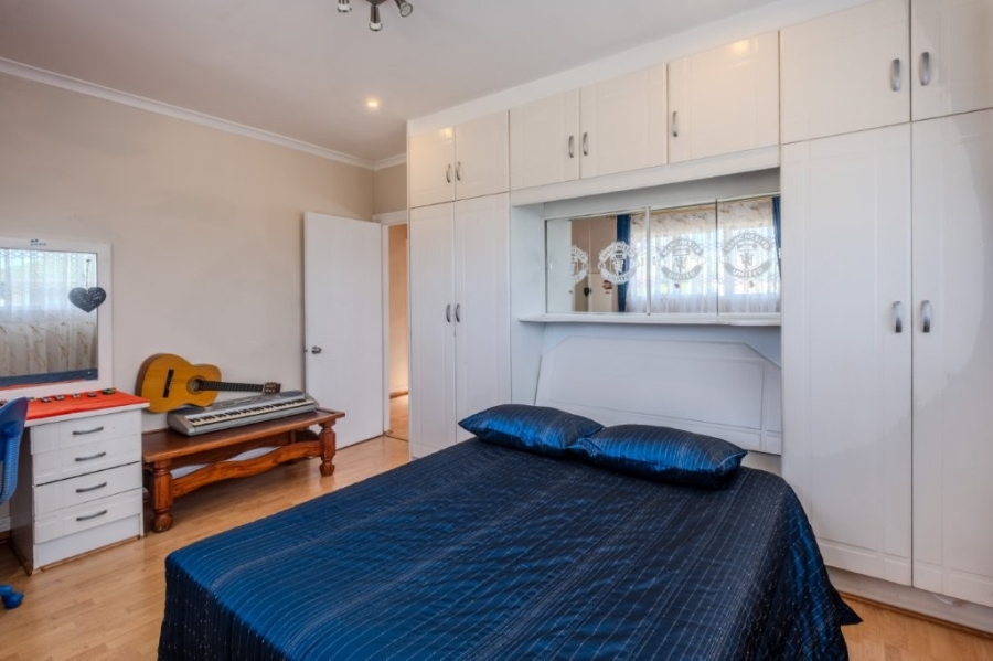 3 Bedroom Property for Sale in Broadlands KwaZulu-Natal